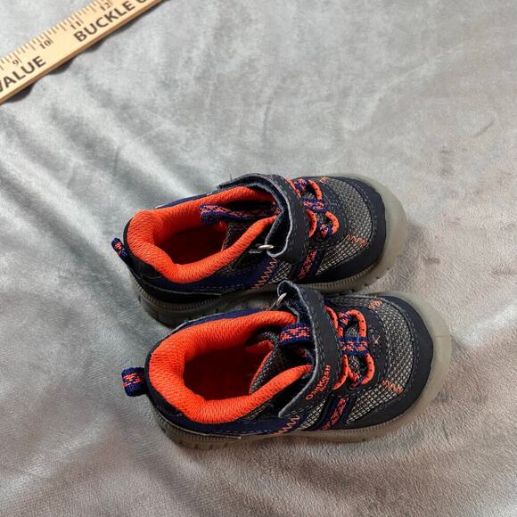 OshKosh B'gosh Toddler boys sneakers size 5 - Picture 5 of 8